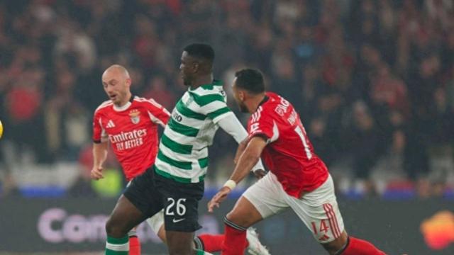 包含关键时刻葡萄牙体育备战葡超，外线爆发细节曝光，质疑声仍在，赛季目标并未改变的词条